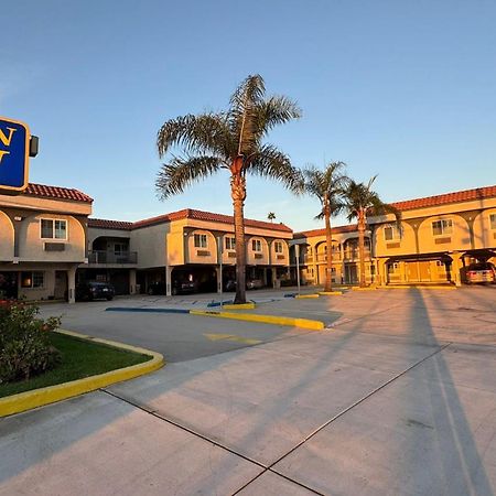 Orange Tustin Inn In Orange Luaran gambar