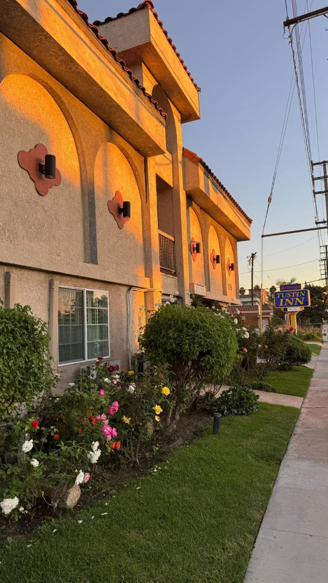 Orange Tustin Inn In Orange Luaran gambar