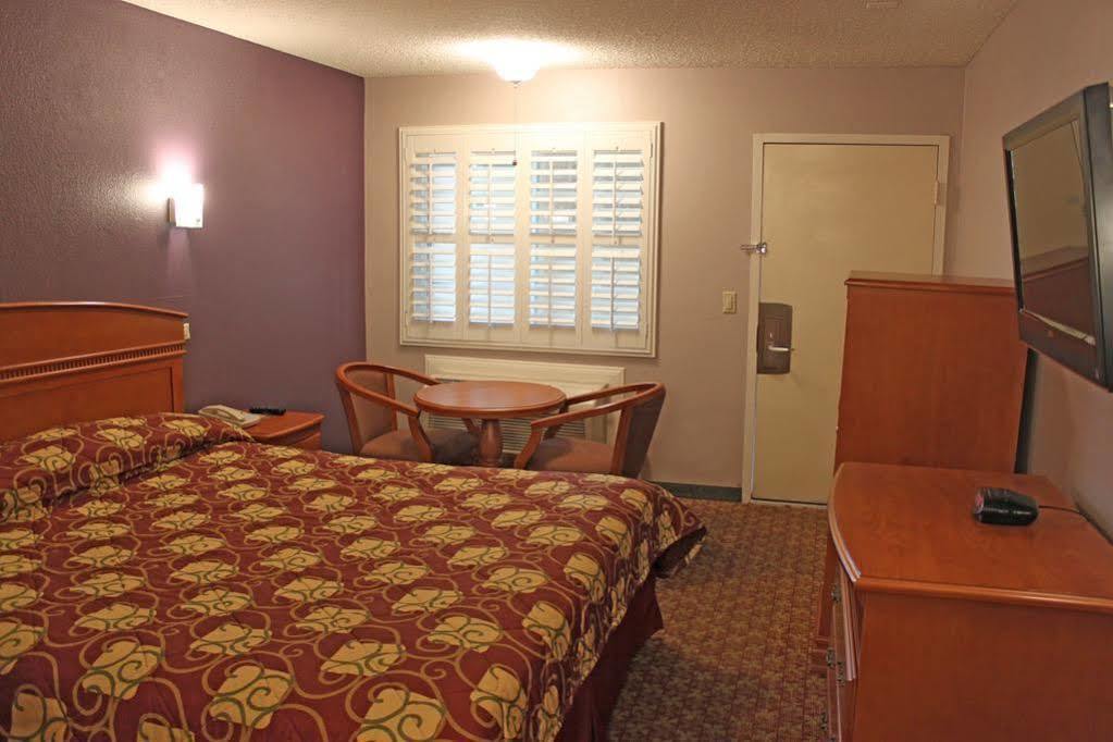 Orange Tustin Inn In Orange Luaran gambar