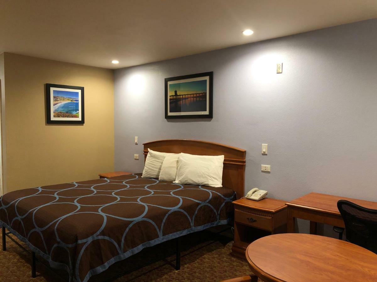 Orange Tustin Inn In Orange Luaran gambar