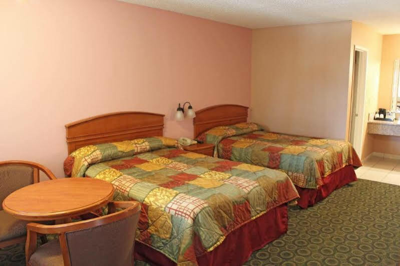 Orange Tustin Inn In Orange Luaran gambar